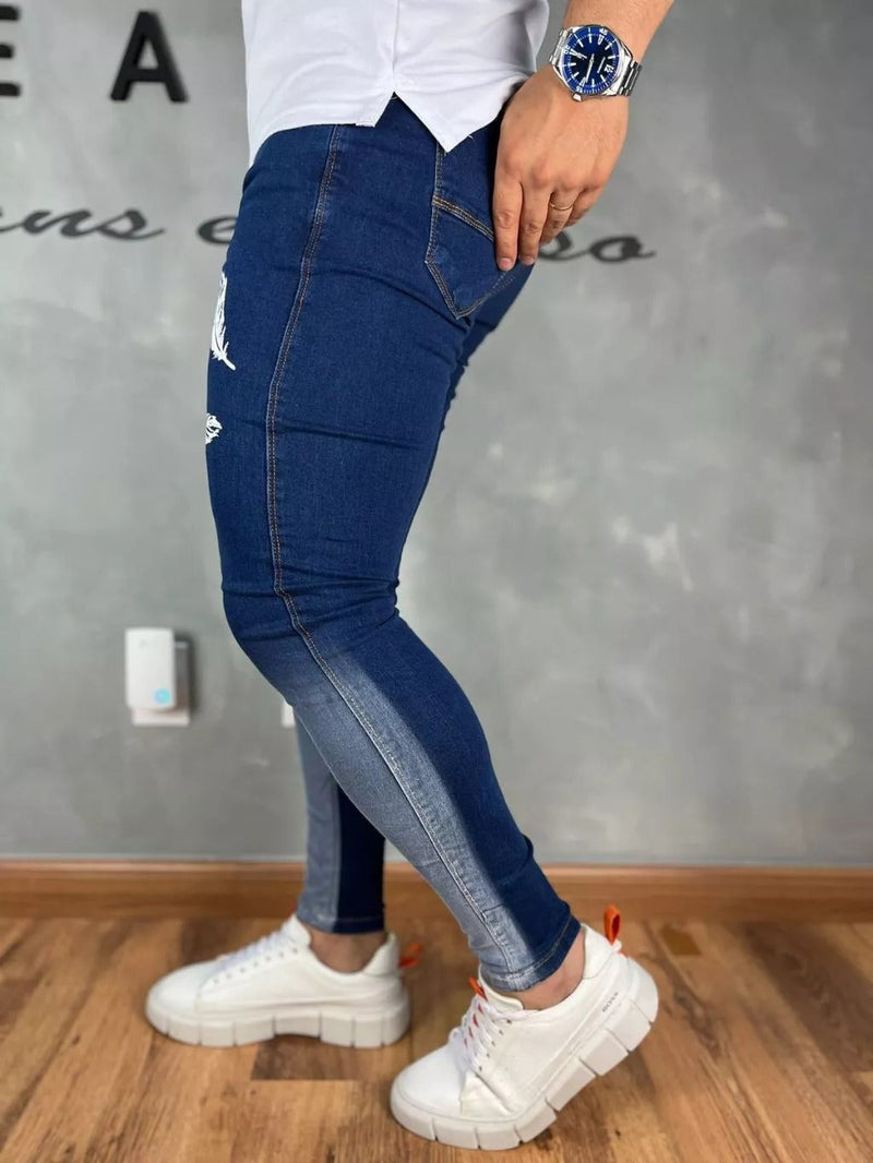Calça Jeans Masculina 03%Elastano com Detalhes Estampado